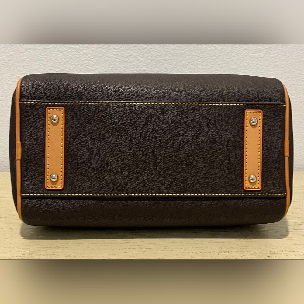 Dooney & Bourke Wexford Leather Olivia Satchel/Shoulder Bag NWT - Picture 6 of 14
